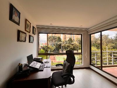 Apartamento de 3 alcobas en venta en Colina Campestre Athenas, Bogotá, 148 m² · foto 4 de 20
