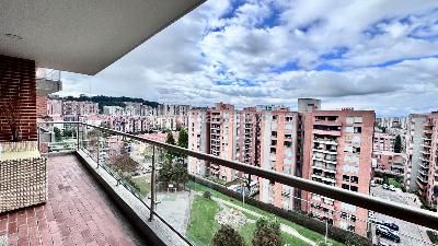 Apartamento de 3 alcobas en venta en Colina Campestre Athenas, Bogotá, 220 m² · foto 4 de 20