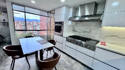 Apartamento de 3 alcobas en venta en Colina Campestre Athenas, Bogotá, 220 m² · foto 18 de 20