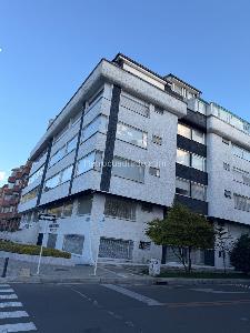 Apartamento en venta en Santa Barbara Central, Bogotá · foto 8 de 20