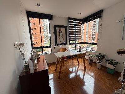 Apartamento de 3 alcobas en venta en Mazuren Colina, Bogotá, 118 m² · foto 3 de 20