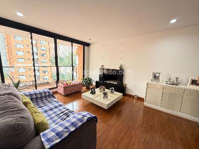 Apartamento de 3 alcobas en venta en Mazuren Colina, Bogotá, 118 m² · foto 2 de 20