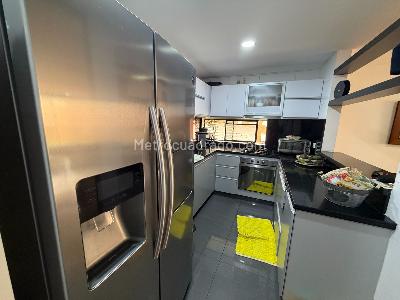 Apartamento de 3 alcobas en venta en Mazuren Colina, Bogotá, 118 m² · foto 10 de 20