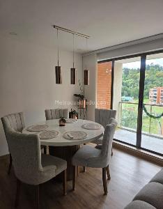 Apartamento de 3 alcobas en venta en Gratamira Campestre, Bogotá, 103 m² · foto 3 de 20