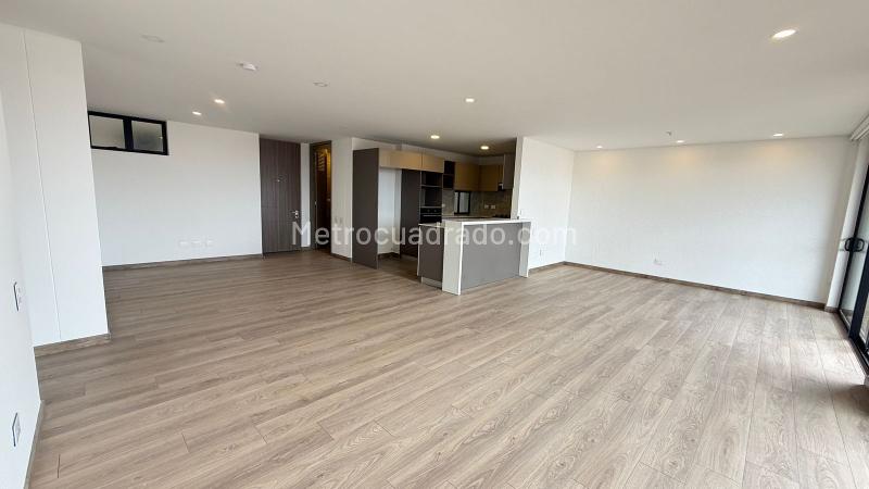 Piso – Bogotá D.C. - Más