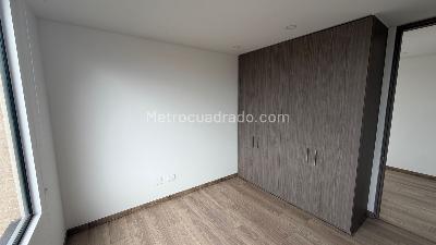 Apartamento de 3 alcobas en venta en Colina Campestre Athenas, Bogotá, 117 m² · foto 10 de 20