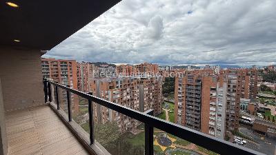 Apartamento de 3 alcobas en venta en Colina Campestre Athenas, Bogotá, 117 m² · foto 2 de 20