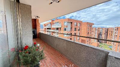 Apartamento de 3 alcobas en venta en Colina Campestre, Bogotá, 182 m² · foto 4 de 20