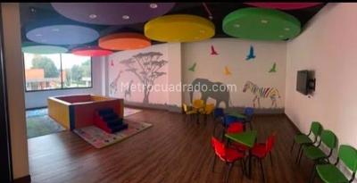 Apartamento de 3 alcobas en venta en Colina Campestre, Bogotá, 77 m² · foto 7 de 20