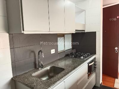 Apartamento de 2 alcobas en venta en Mazuren Colina, Bogotá, 70 m² · foto 6 de 19
