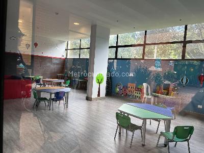 Apartamento de 1 alcoba en venta en Mazuren Colina, Bogotá, 57 m² · foto 11 de 17