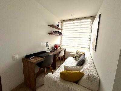 Apartamento de 1 alcoba en venta en Mazuren Colina, Bogotá, 57 m² · foto 3 de 17