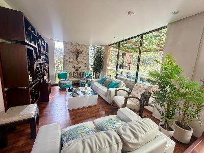 Casa de 3 alcobas en arriendo en Altos De La Colina, Bogotá, 600 m² · foto 3 de 19