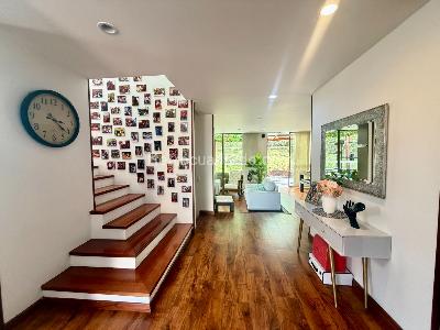 Casa de 3 alcobas en arriendo en Altos De La Colina, Bogotá, 600 m² · foto 14 de 19