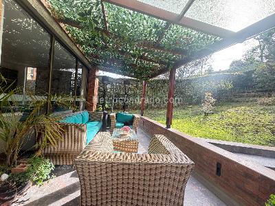 Casa de 3 alcobas en arriendo en Altos De La Colina, Bogotá, 600 m² · foto 2 de 19