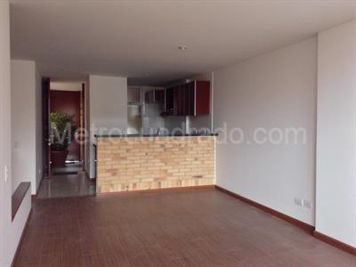Apartamento en venta en Pinares De Chía, Chía · foto 2 de 19
