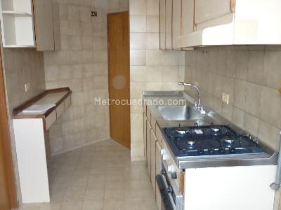 Apartamento en venta en Santa Barbara, Bogotá · foto 6 de 20