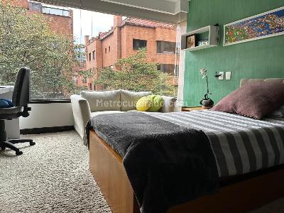 Apartamento de 3 alcobas en venta en Los Rosales Chico, Bogotá, 200 m² · foto 9 de 18