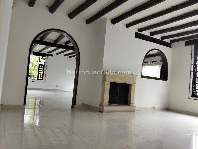 Casa de 3 alcobas en venta en Un Nuevo Milenio, Chía, 376 m² · foto 1 de 19