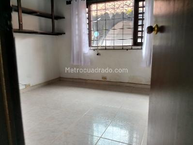 Casa de 3 alcobas en venta en Un Nuevo Milenio, Chía, 376 m² · foto 4 de 19