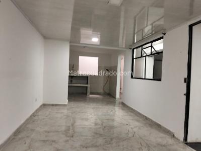 Casa en venta en Puente Aranda, Bogotá · foto 2 de 20