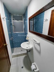 Apartamento de 3 alcobas en venta en Los Rosales Chico, Bogotá, 133 m² · foto 6 de 17