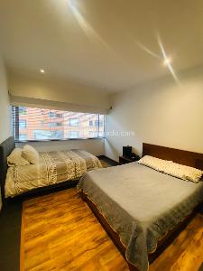 Apartamento de 3 alcobas en venta en Los Rosales Chico, Bogotá, 133 m² · foto 12 de 17