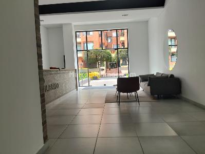 Apartamento de 1 alcoba en venta en Chico Santa Barbara, Bogotá, 37 m² · foto 12 de 15