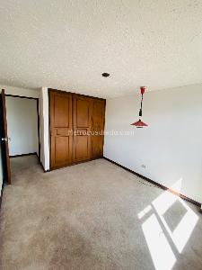 Apartamento de 2 alcobas en venta en Pontevedra, Bogotá, 92 m² · foto 10 de 19