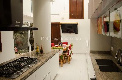 Casa en venta en Santa Barbara Alta, Bogotá · foto 9 de 20