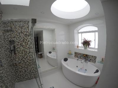 Casa en venta en Santa Barbara Alta, Bogotá · foto 15 de 20