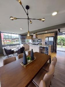 Apartamento de 3 alcobas en venta en Torca, Bogotá, 107 m² · foto 2 de 19