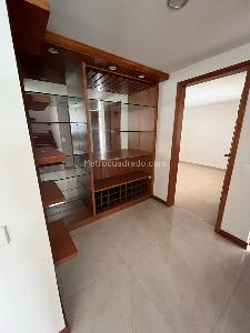 Casa de 5 alcobas en venta en Modelia Salitre, Bogotá, 298 m² · foto 7 de 20