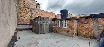 Casa de 2 alcobas en venta en Torres De Andalucia, Bogotá, 72 m² · foto 11 de 13