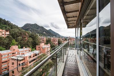 Apartamento en venta en Los Rosales, Bogotá · foto 2 de 14