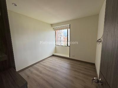 Apartamento de 3 alcobas en venta en Colina Campestre, Bogotá, 85 m² · foto 14 de 16