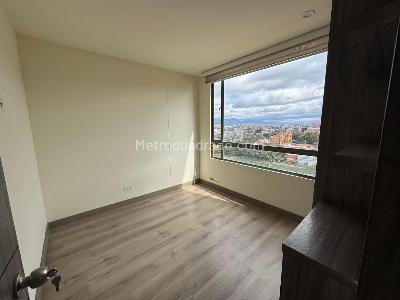 Apartamento de 3 alcobas en venta en Colina Campestre, Bogotá, 85 m² · foto 10 de 16