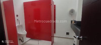 Casa de 5 alcobas en venta en Alhambra, Bogotá, 307 m² · foto 5 de 20