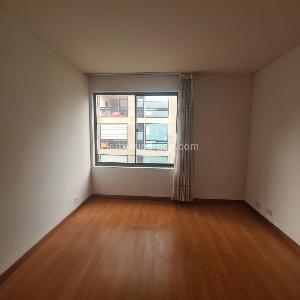 Apartamento de 3 alcobas en venta en Santa Barbara Central, Bogotá, 196 m² · foto 10 de 19
