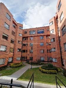 Apartamento en venta en Mazuren, Bogotá · foto 2 de 17