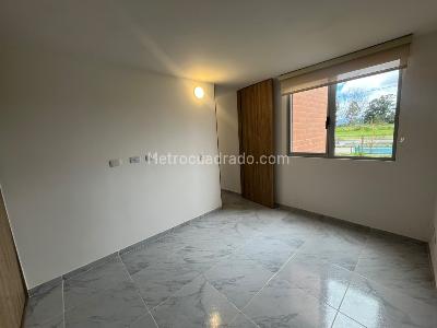 Apartamento de 2 alcobas en venta en Guaymaral, Bogotá, 38 m² · foto 11 de 17