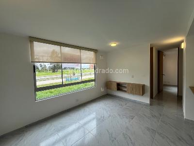 Apartamento de 2 alcobas en venta en Guaymaral, Bogotá, 38 m² · foto 2 de 17