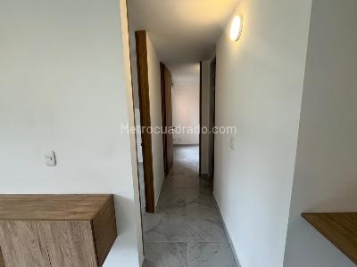 Apartamento de 2 alcobas en venta en Guaymaral, Bogotá, 38 m² · foto 5 de 17