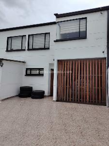 Casa en venta en Las Villas, Bogotá · foto 4 de 15