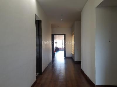 Apartamento en venta en Santa Barbara Central, Bogotá · foto 8 de 12