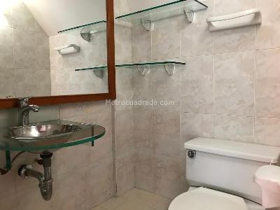 Apartamento de 3 alcobas en venta en Santa Bibiana, Bogotá, 246 m² · foto 9 de 13