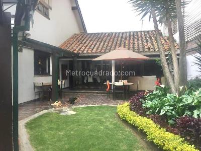 Casa de 3 alcobas en venta en Calleja Baja, Bogotá, 340 m² · foto 12 de 13