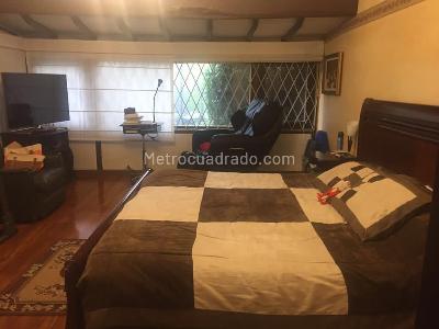 Casa de 3 alcobas en venta en Calleja Baja, Bogotá, 340 m² · foto 6 de 13