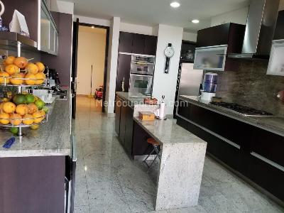 Apartamento en venta en Los Rosales, Bogotá · foto 3 de 13
