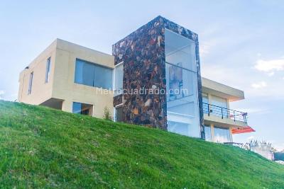 Casa de 4 alcobas en venta en Conjunto Yerbabuena, Chía, 300 m² · foto 7 de 19